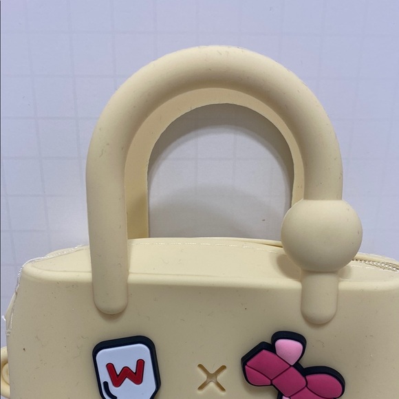 Hello Kitty Cream and Red Kawaii Bag imported - Picture 3 of 15